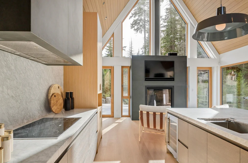 2925 KADENWOOD DRIVE, Whistler BC V8E 0L6, Whistler BC — Residential for Sale - Photo 6