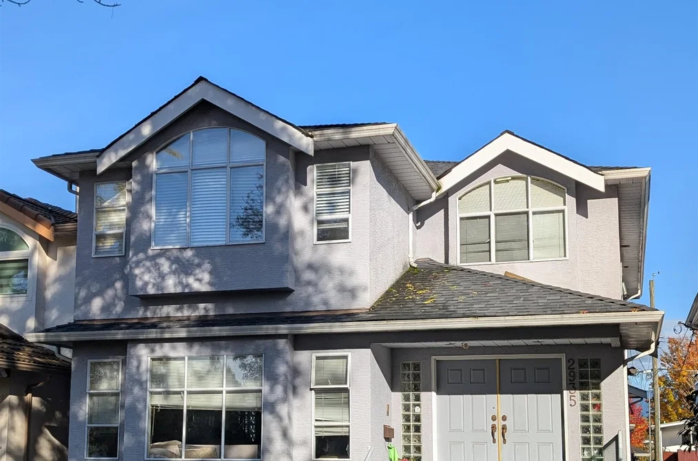 House for sale at 2935 E 17th Avenue Vancouver British Columbia - MLS: R3069537