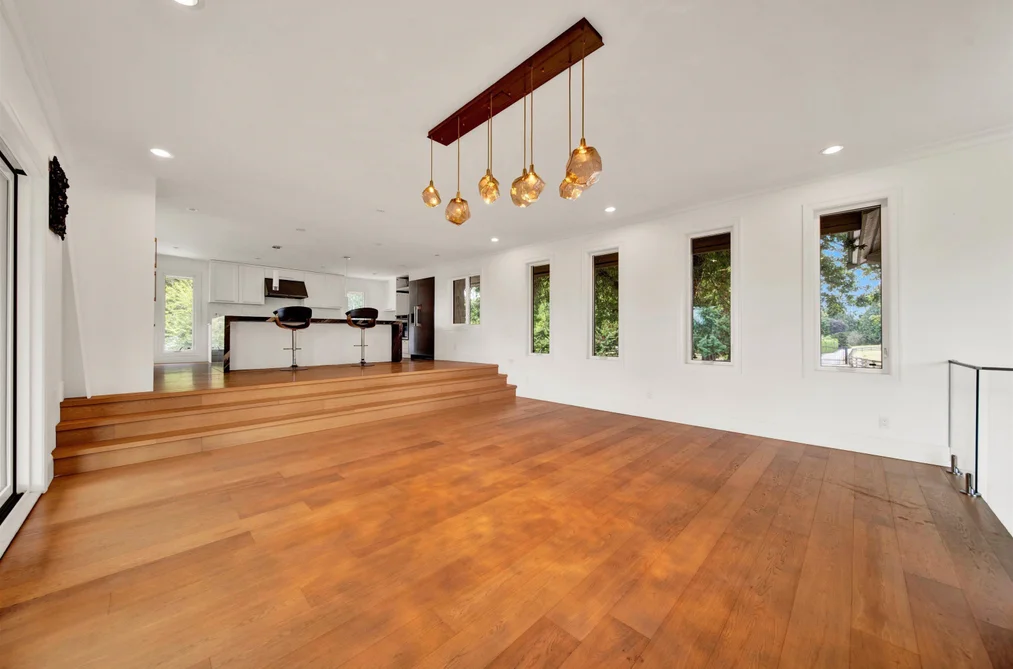 29399 MARSH MCCORMICK ROAD, Abbotsford BC V4X 2B4, Abbotsford BC — Residential for Sale - Photo 2