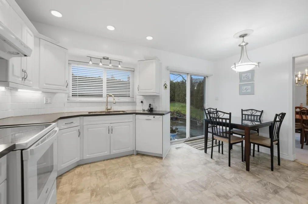 2941 EDGEHILL AVENUE, Abbotsford BC V2T 5J9, Abbotsford BC — Residential for Sale - Photo 3