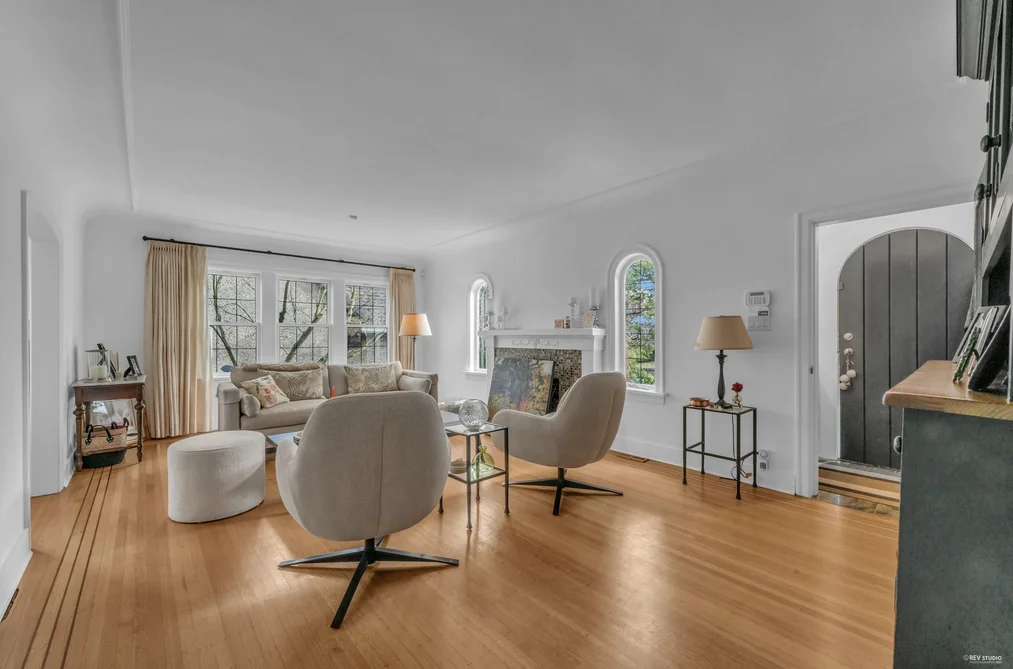 295 W 23RD AVENUE, Vancouver BC V5Y 2H2, Vancouver BC — Residential for Sale - Photo 2