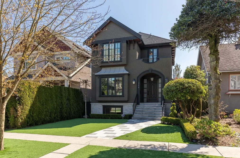 House for sale at 2958 W 40th Avenue Vancouver British Columbia - MLS: R3119273