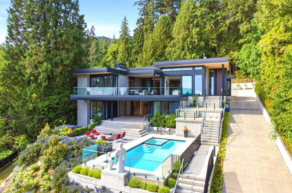 House for sale at 2965 Altamont Crescent West Vancouver British Columbia - MLS: R3127963
