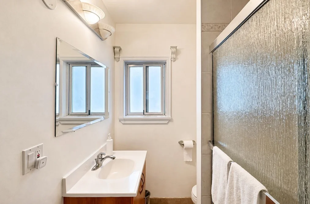2965 E 8TH AVENUE, Vancouver, BC — Residential for Sale — Photo 19 of 38