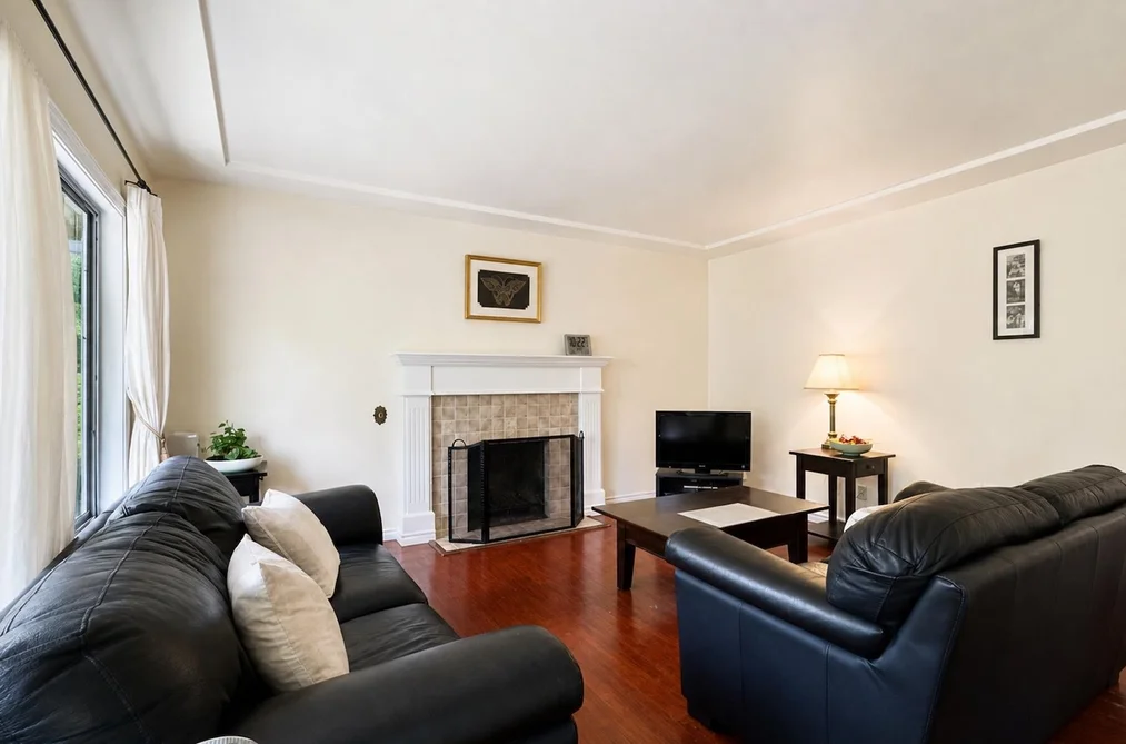 2965 E 8TH AVENUE, Vancouver, BC — Residential for Sale — Photo 8 of 38