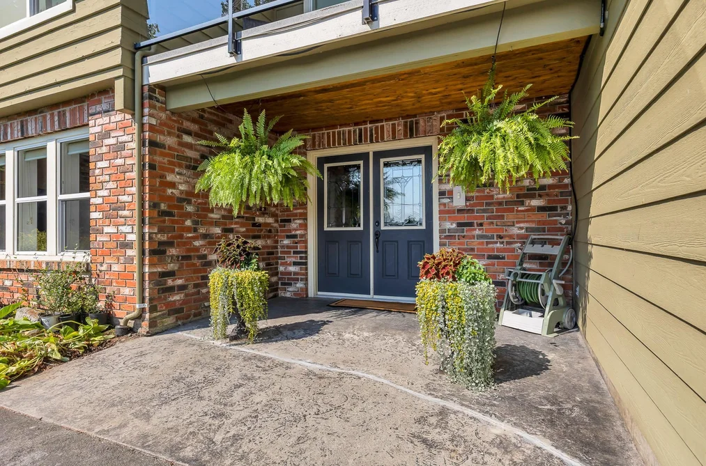 29665 GLENGARRY AVENUE, Abbotsford BC V4X 1Z7, Abbotsford BC — Residential for Sale - Photo 4