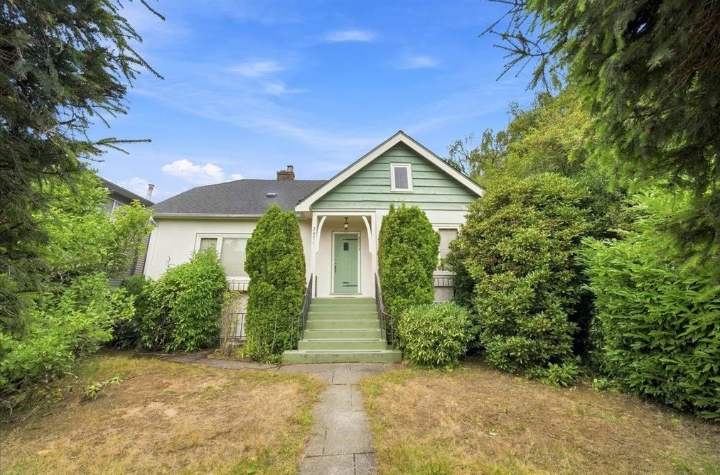 House for sale at 2971 W 37th Avenue Vancouver British Columbia - MLS: R3162818