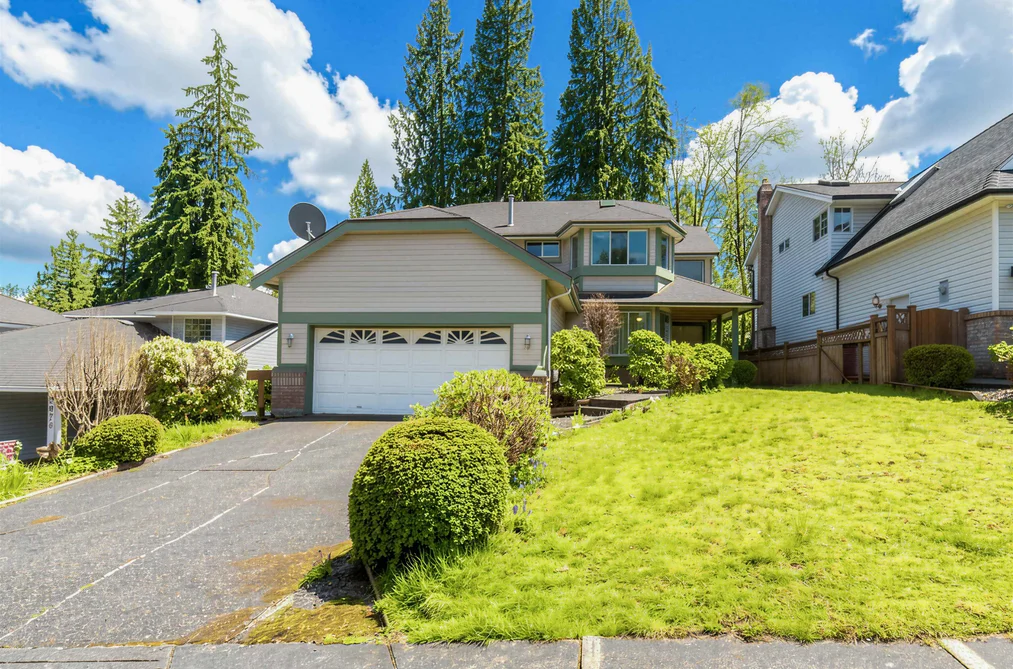 House for sale at 2974 Delahaye Drive Coquitlam British Columbia - MLS: R3109534