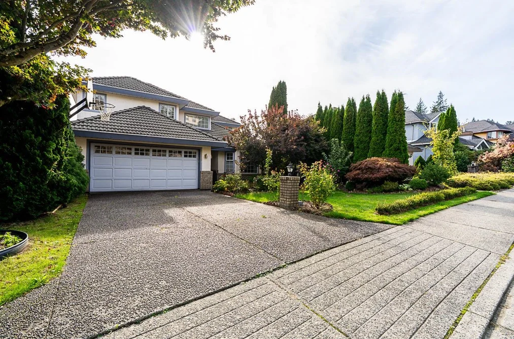 2980 CLIFFROSE CRESCENT, Coquitlam BC V3E 2T2, Coquitlam BC — Residential for Sale - Photo 2