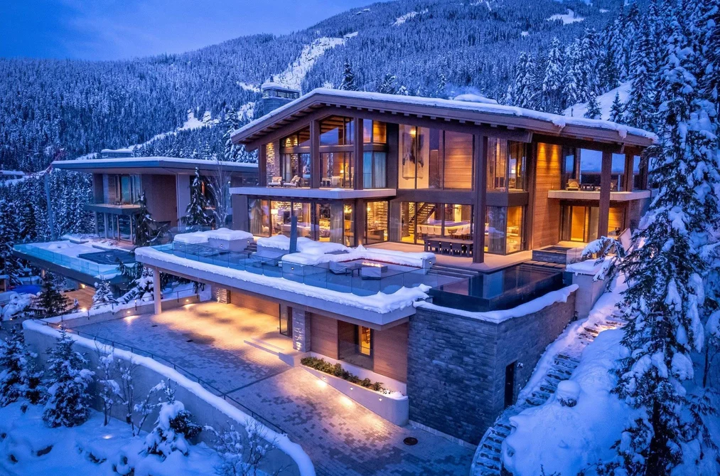 House for sale at 2982 High Point Drive Whistler British Columbia - MLS: R3075764