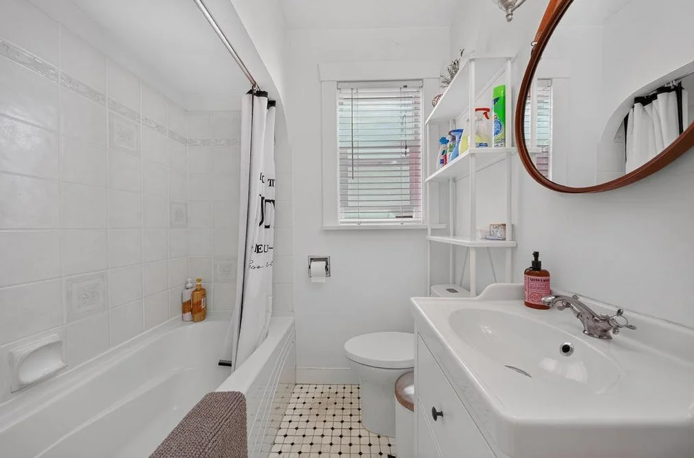 2984 W 39th Avenue, Vancouver, BC - House for Sale - Photo 11 of 35 2984 W 39th Avenue, Vancouver, BC - House for Sale - Photo 11 of 35