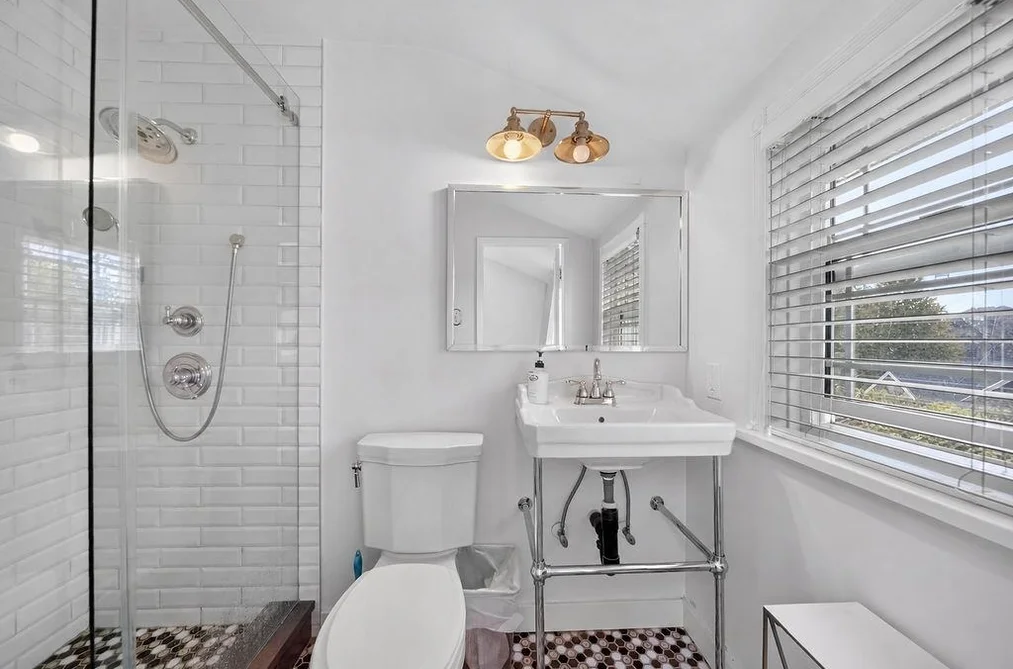 2984 W 39th Avenue, Vancouver, BC - House for Sale - Photo 16 of 35 2984 W 39th Avenue, Vancouver, BC - House for Sale - Photo 16 of 35