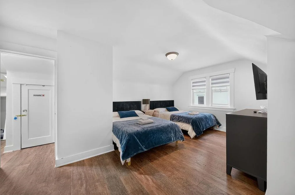 2984 W 39th Avenue, Vancouver, BC - House for Sale - Photo 19 of 35 2984 W 39th Avenue, Vancouver, BC - House for Sale - Photo 19 of 35