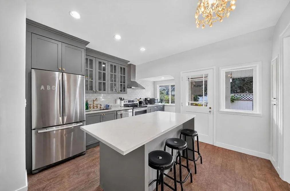 2984 W 39th Avenue, Vancouver, BC - House for Sale - Photo 2 of 35 2984 W 39th Avenue, Vancouver, BC - House for Sale - Photo 2 of 35