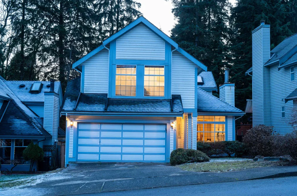House for sale at 2986 Delahaye Drive Coquitlam British Columbia - MLS: R3083871
