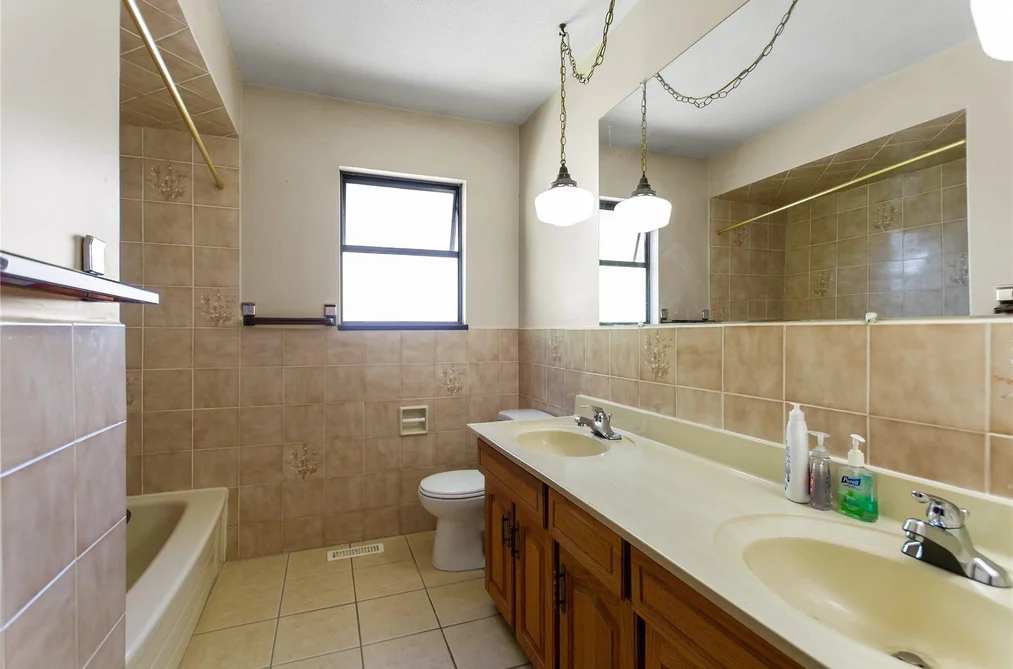 2986 E 3RD AVENUE, Vancouver BC V5M 1H8, Vancouver BC — Residential for Sale — Photo 14 of 26