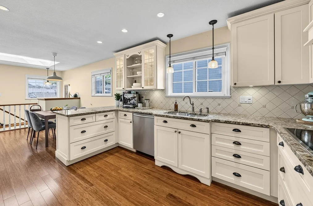 2989 W 40TH AVENUE, Vancouver BC V6N 3B3, Vancouver BC — Residential for Sale — Photo 3 of 40