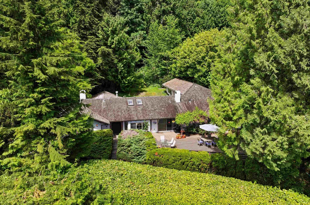 2995 ALTAMONT CRESCENT, West Vancouver BC V7V 3C2, West Vancouver BC — Residential for Sale - Photo 2