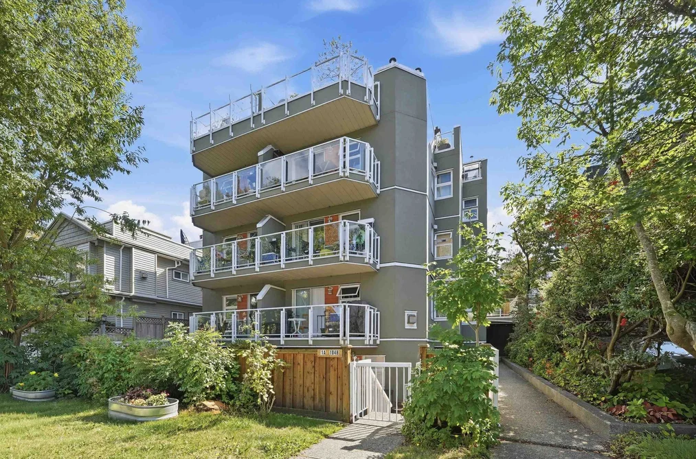 Condo for sale at 2b 1048 E 7th Avenue Vancouver British Columbia - MLS: R3166537