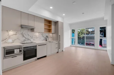 422 E 3rd St Unit 2XX, North Vancouver, BC - MLS: R3158710
