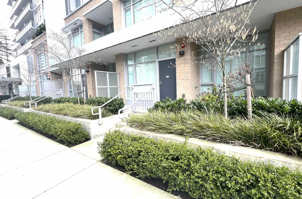 3 13350 CENTRAL AVENUE, Surrey BC V3T 0S1, Surrey BC — Residential for Sale - Photo 4