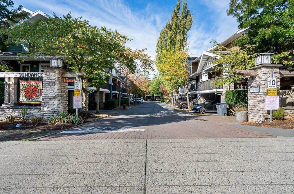 Townhouse for sale at 3 15233 34 Avenue Surrey British Columbia - MLS: R3163584