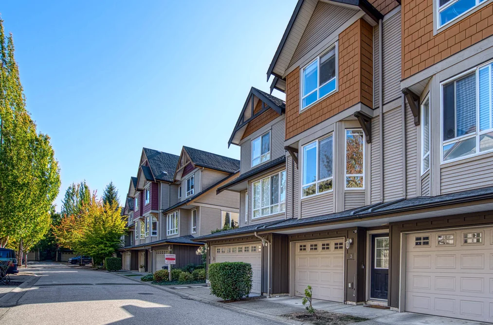 Townhouse for sale at 3 16772 61 Avenue Surrey British Columbia - MLS: R3168247