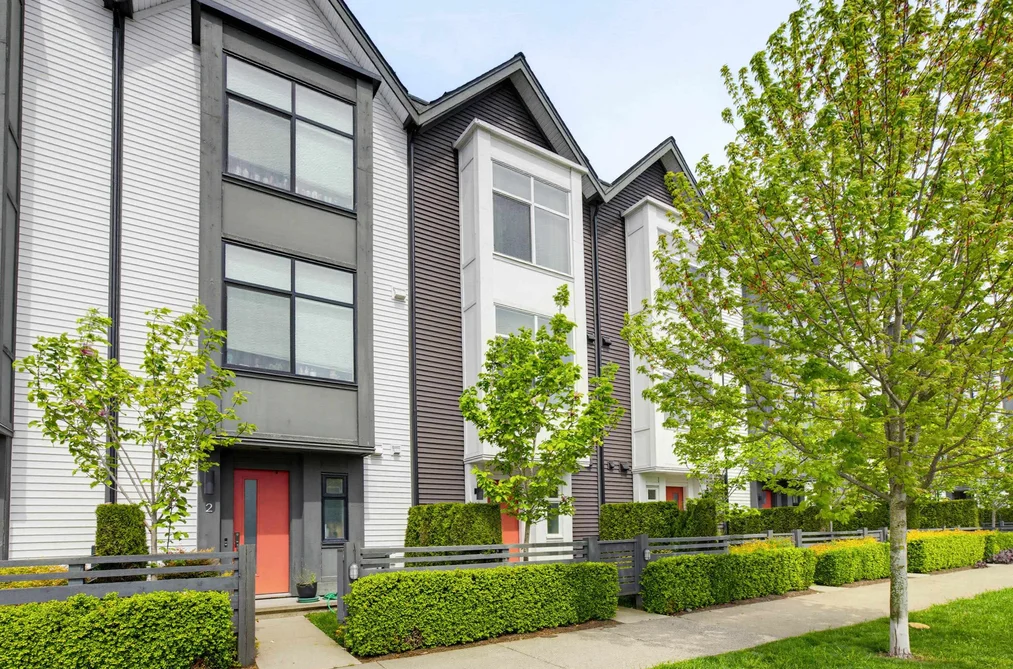 Townhouse for sale at 3 17555 57a Avenue Surrey British Columbia - MLS: R3118859