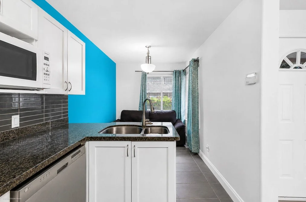 3 20985 CAMWOOD AVENUE, Maple Ridge BC V2X 2N9, Maple Ridge BC — Residential for Sale — Photo 6 of 25