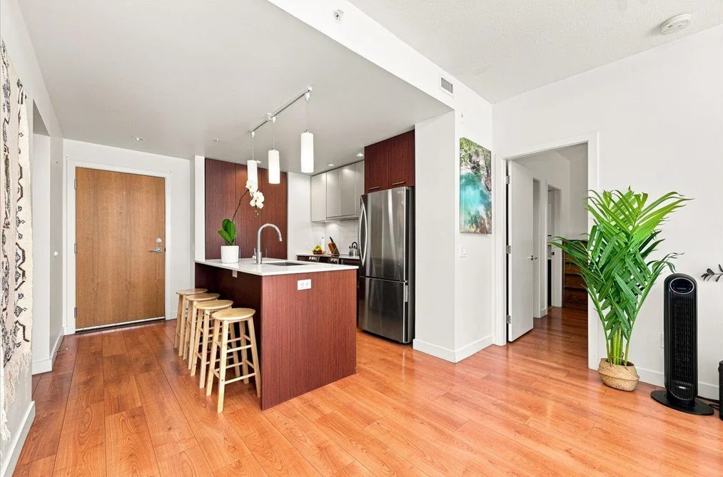 3 221 E 3 STREET, North Vancouver BC V7L 0C1, North Vancouver BC — Residential for Sale — Photo 11 of 29