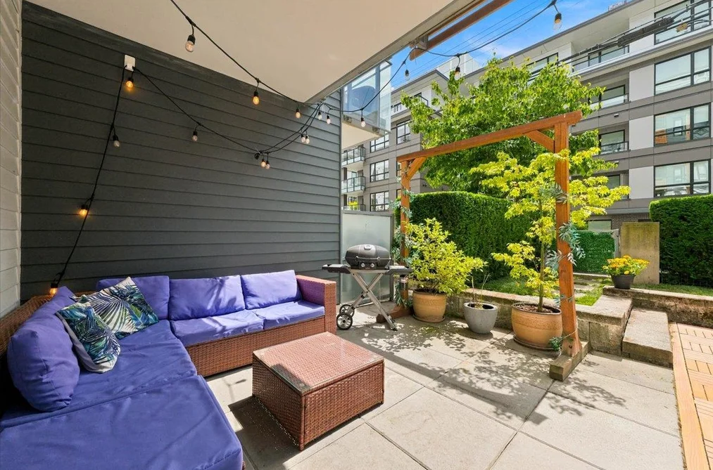 3 221 E 3 STREET, North Vancouver BC V7L 0C1, North Vancouver BC — Residential for Sale — Photo 4 of 29