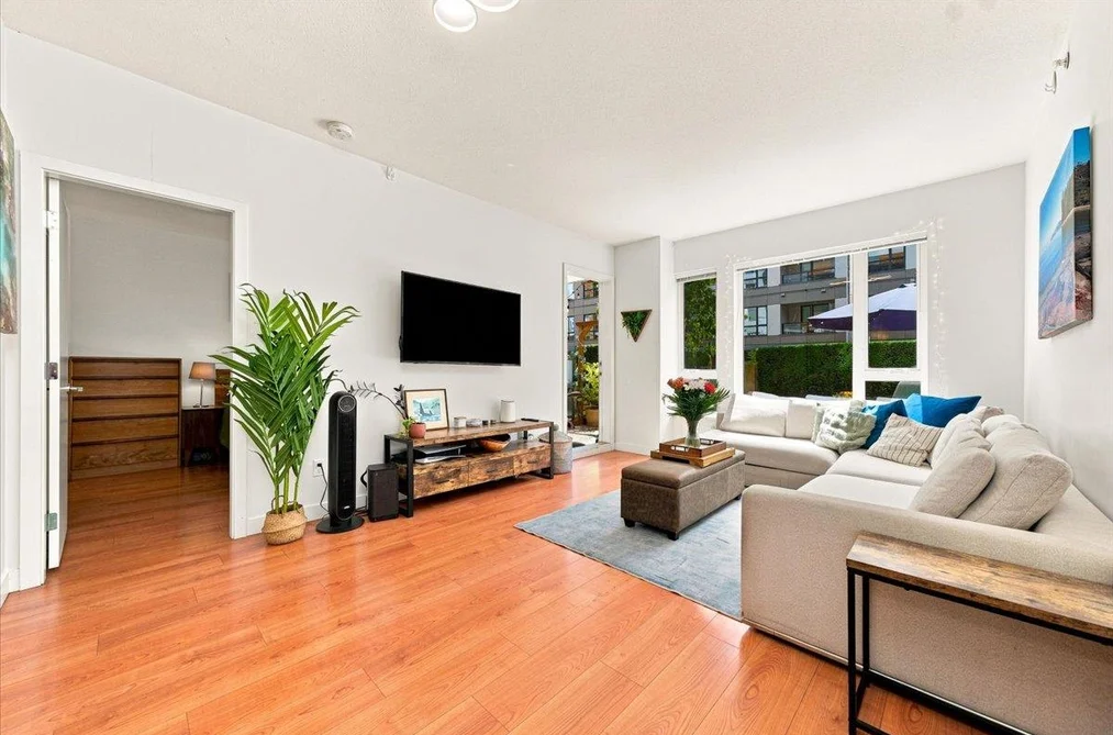 3 221 E 3 STREET, North Vancouver BC V7L 0C1, North Vancouver BC — Residential for Sale — Photo 5 of 29