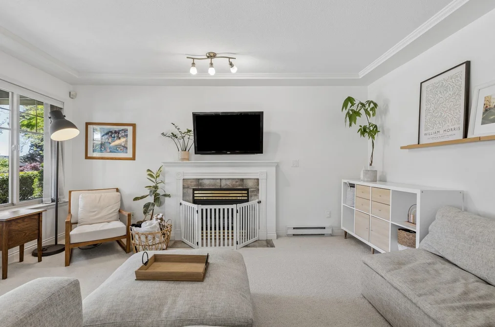 3 222 E 5TH STREET, North Vancouver BC V7L 1L7, North Vancouver BC — Residential for Sale - Photo 6