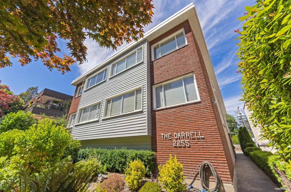 Condo for sale at 3 2255 W 40th Avenue Vancouver British Columbia - MLS: R3139564