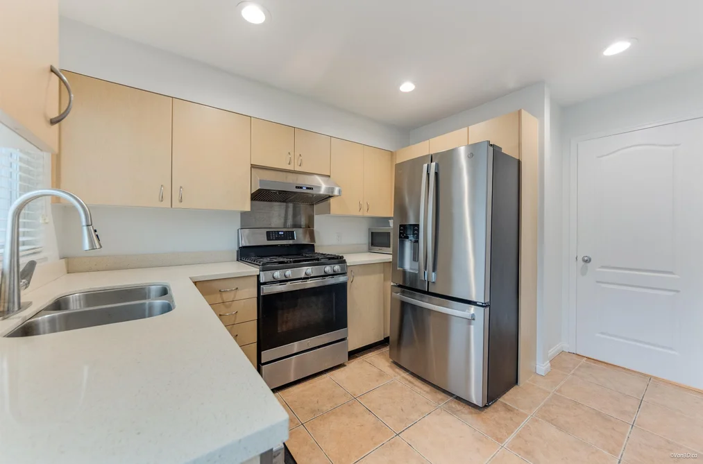 3 22788 NORTON COURT, Richmond BC V6V 2W7, Richmond BC — Residential for Sale — Photo 11 of 31