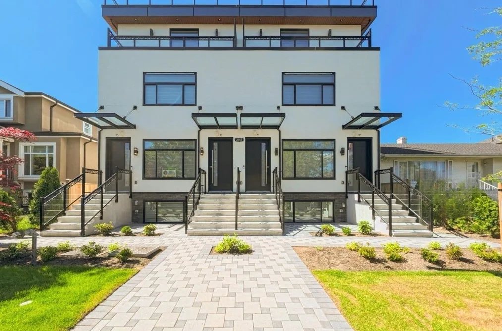 Townhouse for sale at 3 2557 W King Edward Avenue Vancouver British Columbia - MLS: R3131346