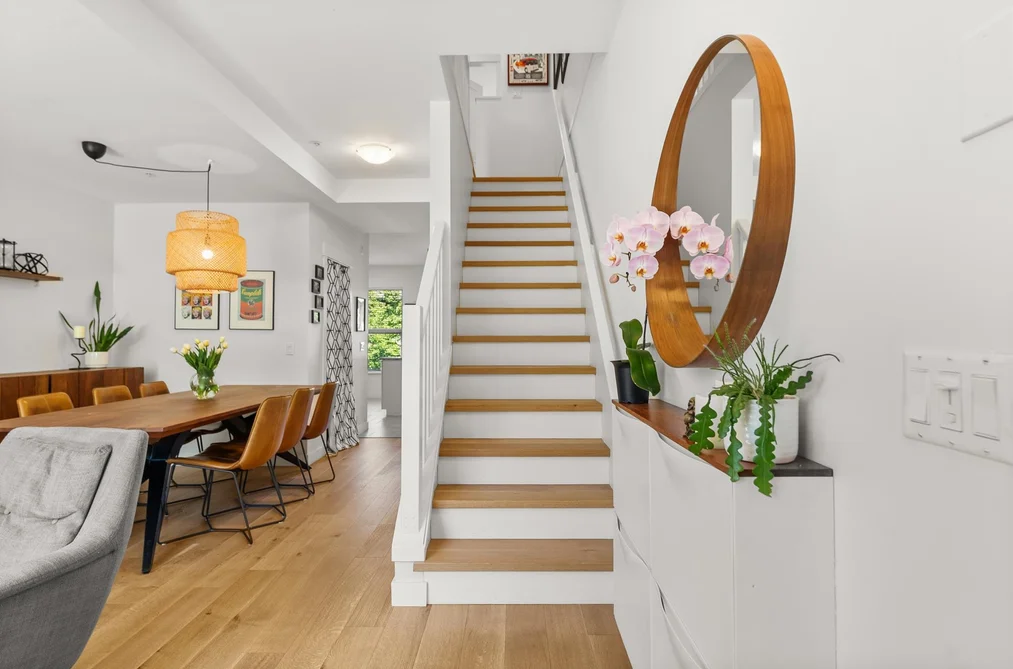 3 307 E 15TH STREET, North Vancouver BC V7L 2R6, North Vancouver BC — Residential for Sale - Photo 2