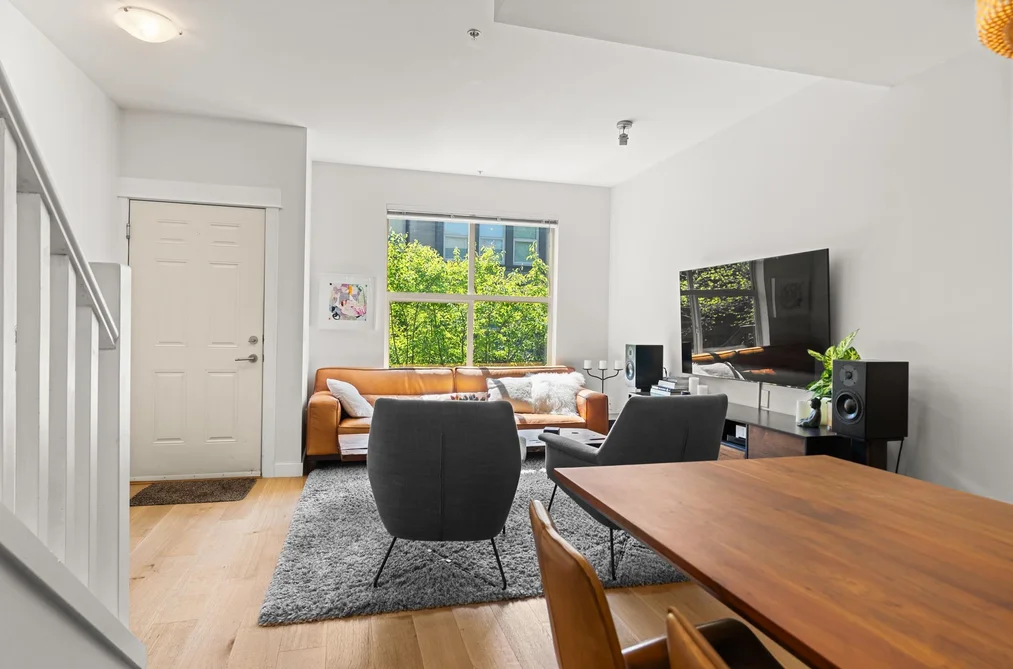 3 307 E 15TH STREET, North Vancouver BC V7L 2R6, North Vancouver BC — Residential for Sale - Photo 5