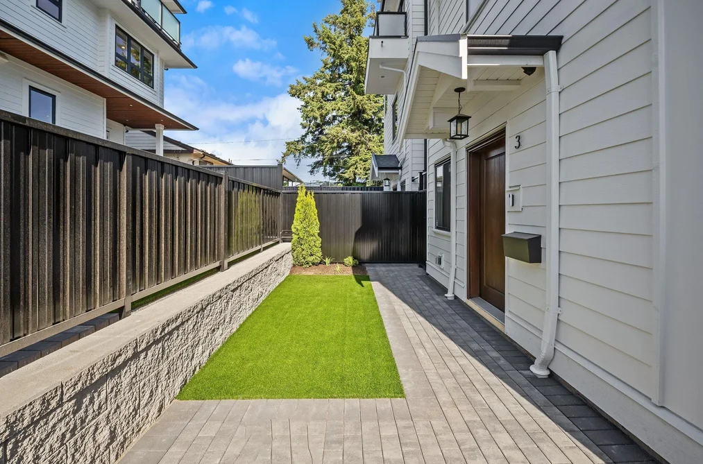 3 3786 PETER STREET, Burnaby BC V5J 1N4, Burnaby BC — Residential for Sale - Photo 2