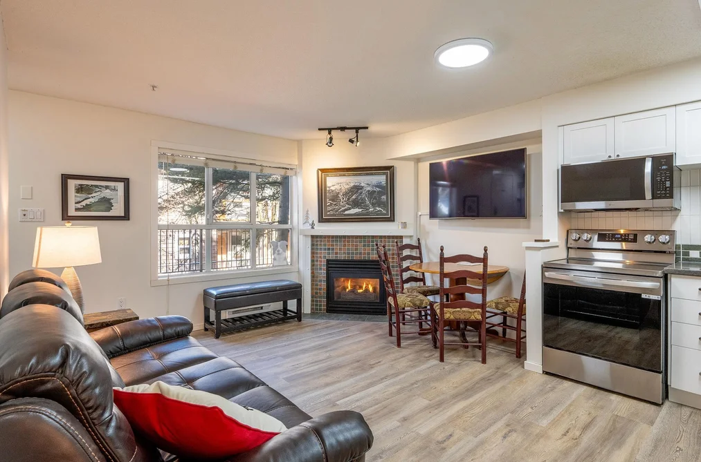 3 4388 NORTHLANDS BOULEVARD, Whistler BC V8E 1C6, Whistler BC — Residential for Sale - Photo 2