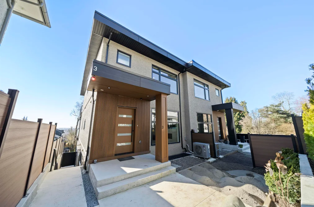 Half Duplex for sale at 3 4558 Portland Street Burnaby British Columbia - MLS: R3124868