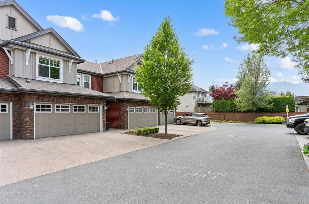 3 45762 SAFFLOWER CRESCENT, Chilliwack BC V2R 0S4, Sardis BC — Residential for Sale - Main Photo