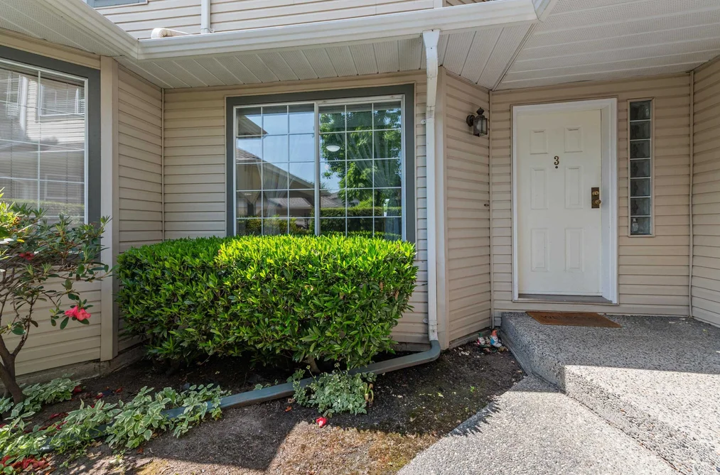 Townhouse for sale at 3 5760 174 Street Surrey British Columbia - MLS: R3127157