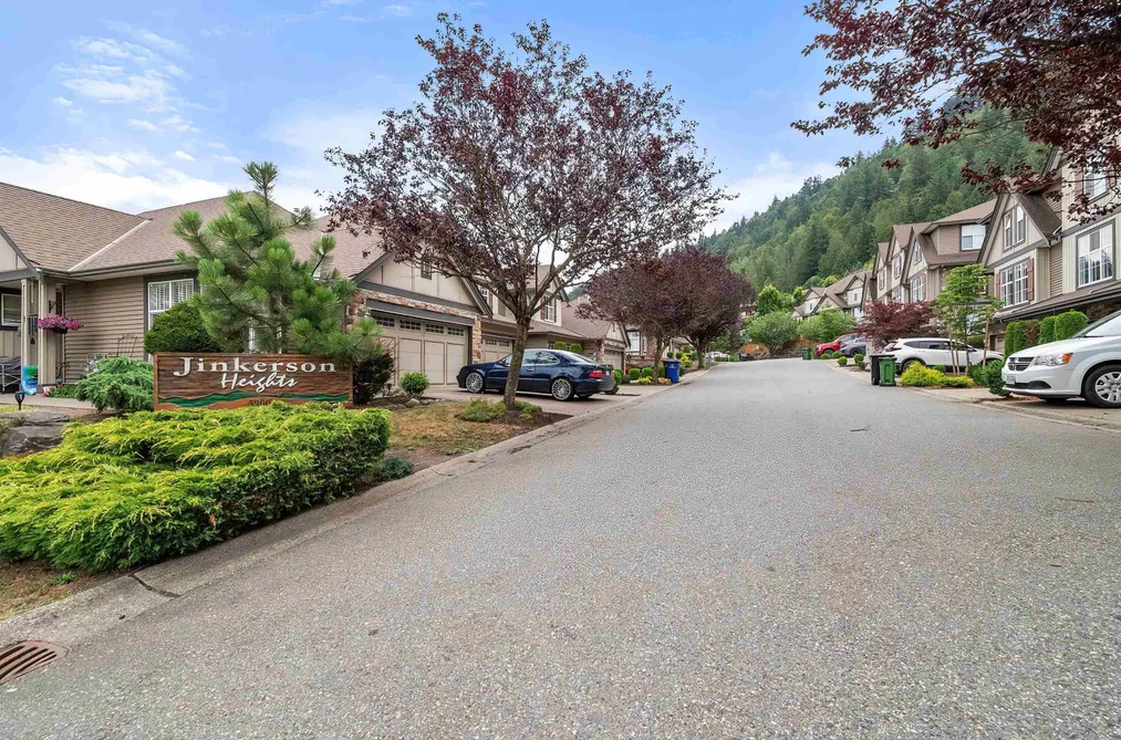 3 5900 JINKERSON ROAD, Chilliwack BC V2R 0B2, Chilliwack BC — Residential for Sale - Photo 2