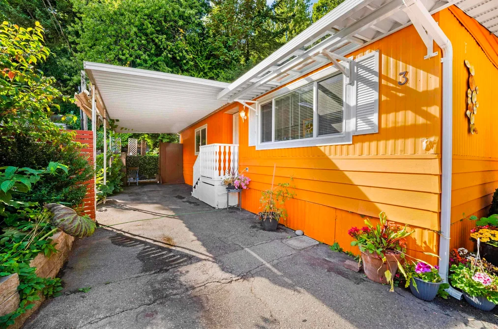 3-6280 King George Boulevard, Surrey, BC - Manufactured Home for Sale - Photo 10 of 40 3-6280 King George Boulevard, Surrey, BC - Manufactured Home for Sale - Photo 10 of 40