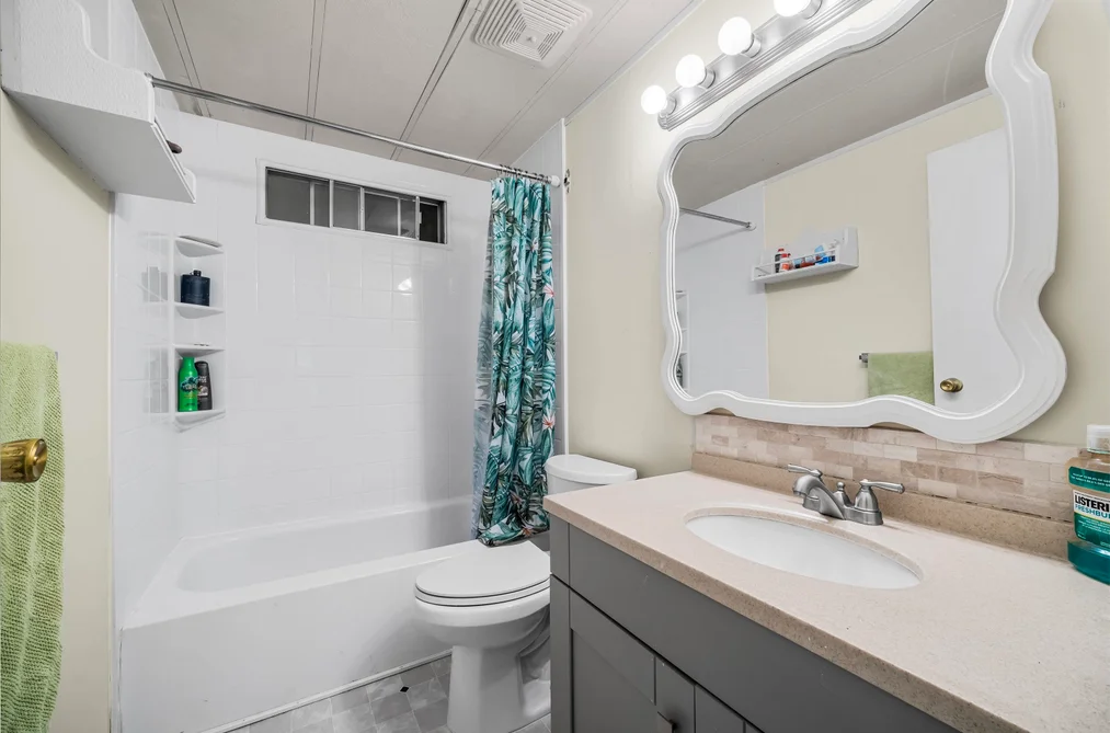3-6280 King George Boulevard, Surrey, BC - Manufactured Home for Sale - Photo 18 of 40 3-6280 King George Boulevard, Surrey, BC - Manufactured Home for Sale - Photo 18 of 40