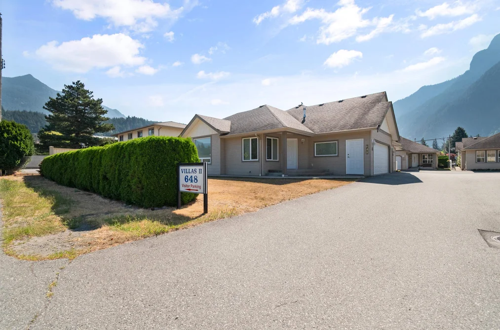 3 648 COQUIHALLA STREET, Hope BC V0X 1L0, Hope BC — Residential for Sale - Photo 2