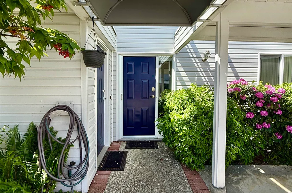 3 699 DOUGALL ROAD, Gibsons BC V0N 1V8, Gibsons BC — Residential for Sale - Photo 2