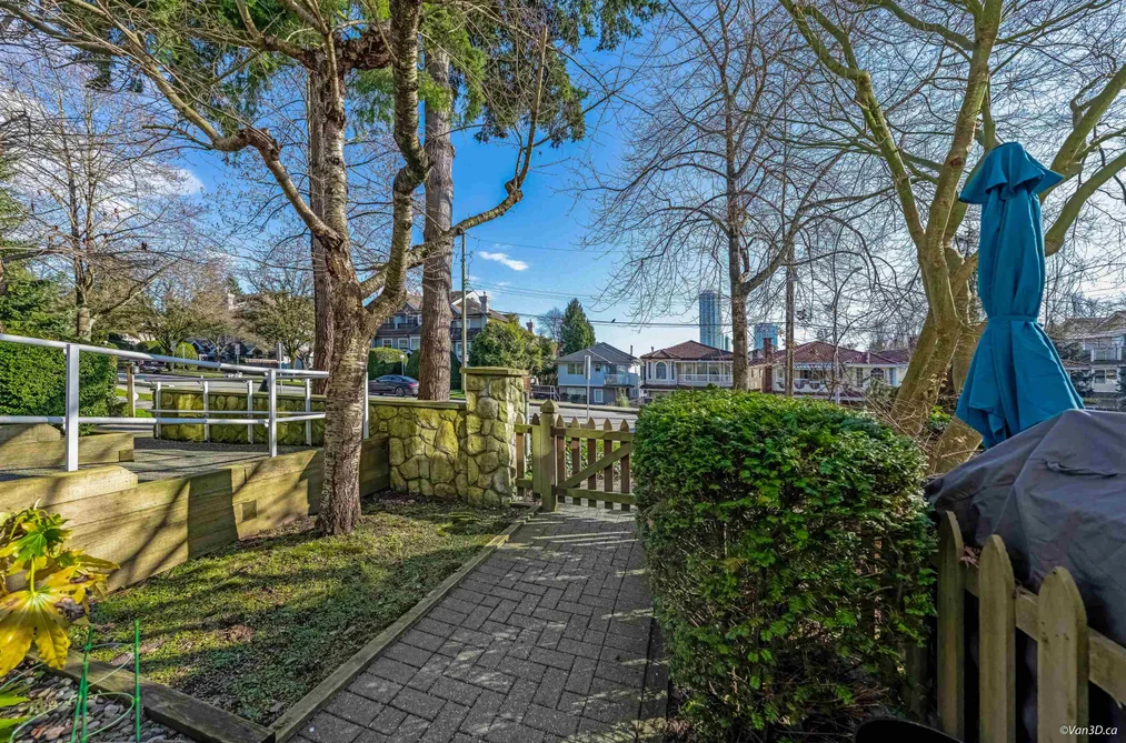 3 7179 18TH AVENUE, Burnaby BC V3N 1H2, Burnaby BC — Residential for Sale - Photo 3