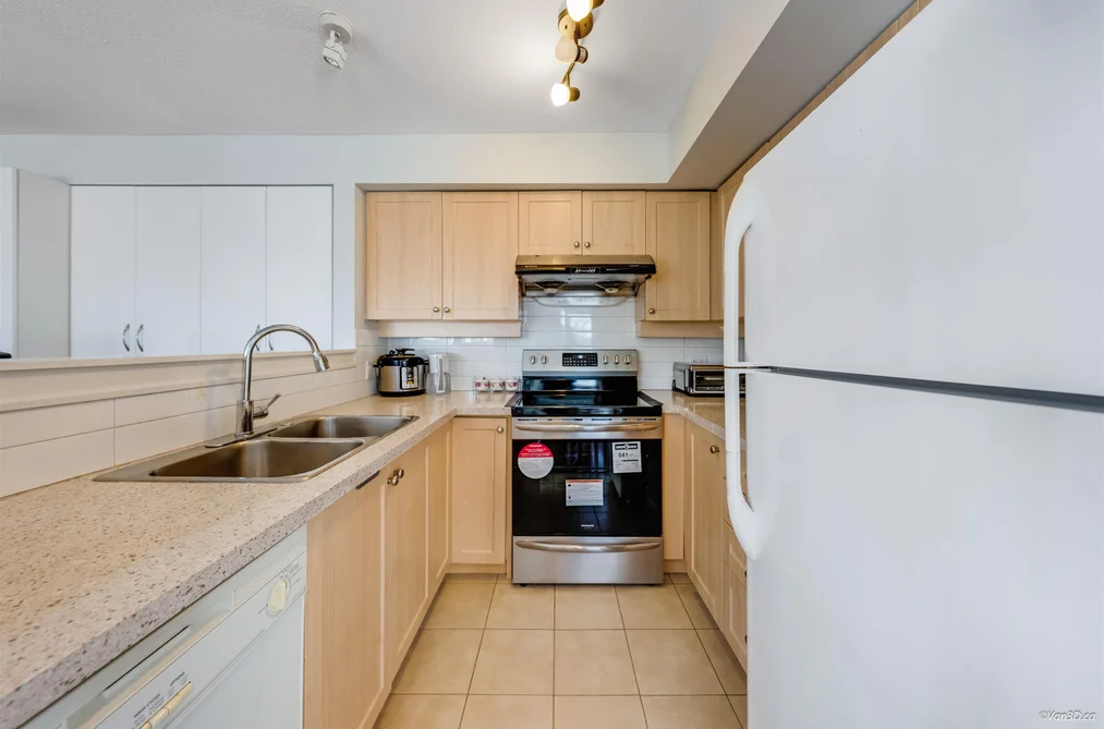 3 7179 18TH AVENUE, Burnaby BC V3N 1H2, Burnaby BC — Residential for Sale - Photo 5